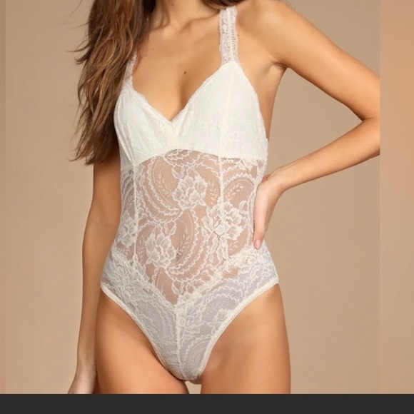 Free People Ivory Intimately FP Midnight Hour Lace Bodysuit Size Small - Picture 3 of 7